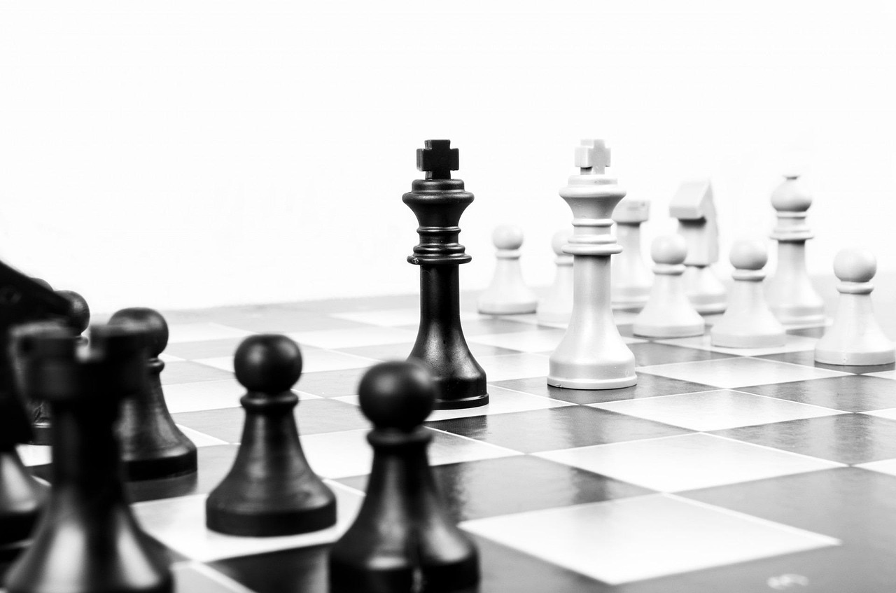 Temel Ev Alet Çantası mı, Ev Bakım ve Onarım Yönetimi Kursu mu? Görünmez Tamirat Maliyetlerinde Hangisi Sizin İçin Daha Uygun?